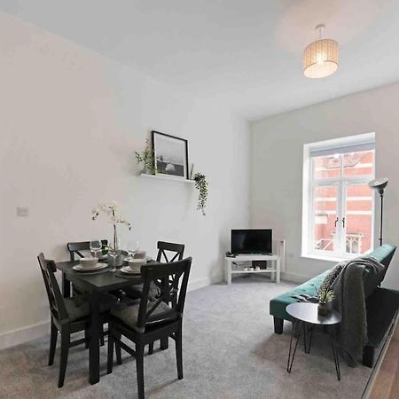 Town Center Apartment In Bishops Stortford Birchanger Екстер'єр фото